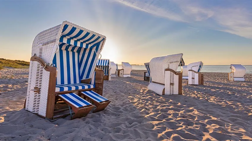 Ein Sonnenbrand kann schwere Folgen für eure Gesundheit haben. © Shutterstock, Henner Damke