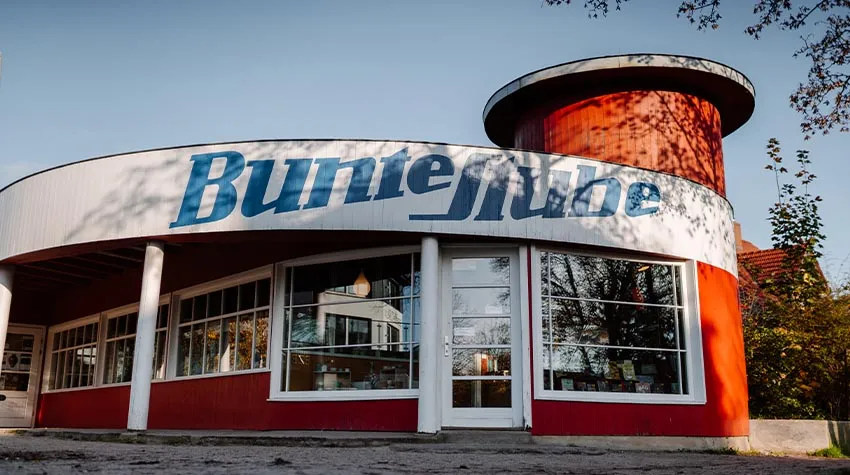 Die Bunte Stube hat Kultstatus in Ahrenshoop.
