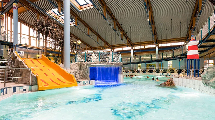 Eine gute alternative zum Ostseebaden ist ein Besuch im Wonnemar. © Wonnemar