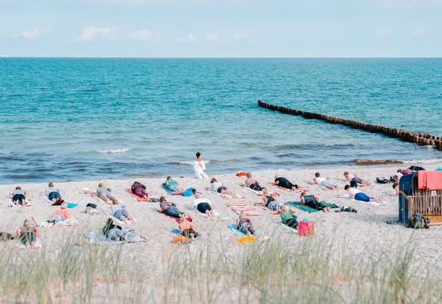 Bei einem Urlaub in Ahrenshoop könnt ihr euch auf viele erholsame Wellnessmomente freuen.
