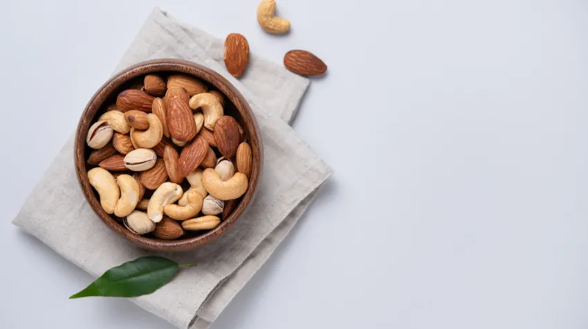 Lecker und gesund gleichzeitig: Das können unsere Schokocremes! © Shutterstock, Buntovskikh Olga