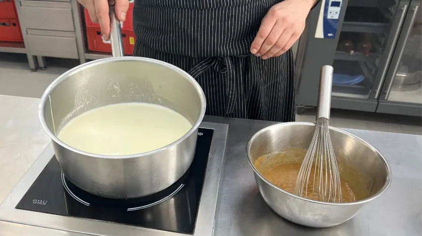 Wir verraten euch, wie Zimt-Gerichte international gekocht werden und geben euch Tipps von unserem Chef-Pâtissier mit.