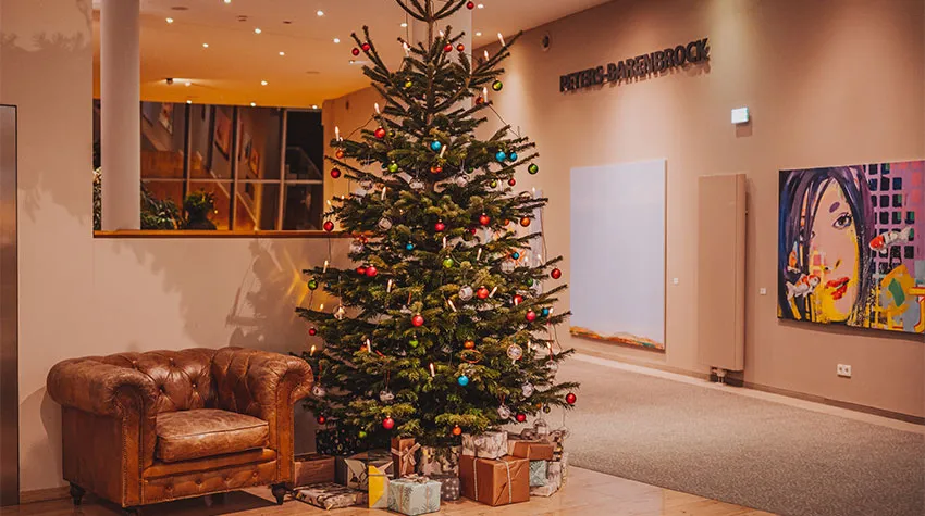 In unsere Hotellobby erwartet euch ein ganz besonderer Weihnachtsbaum.