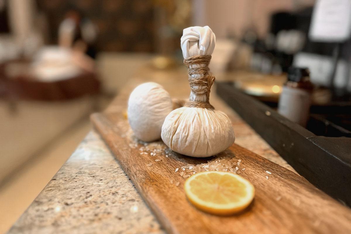 Kokos-Zitrone-Stempelmassage