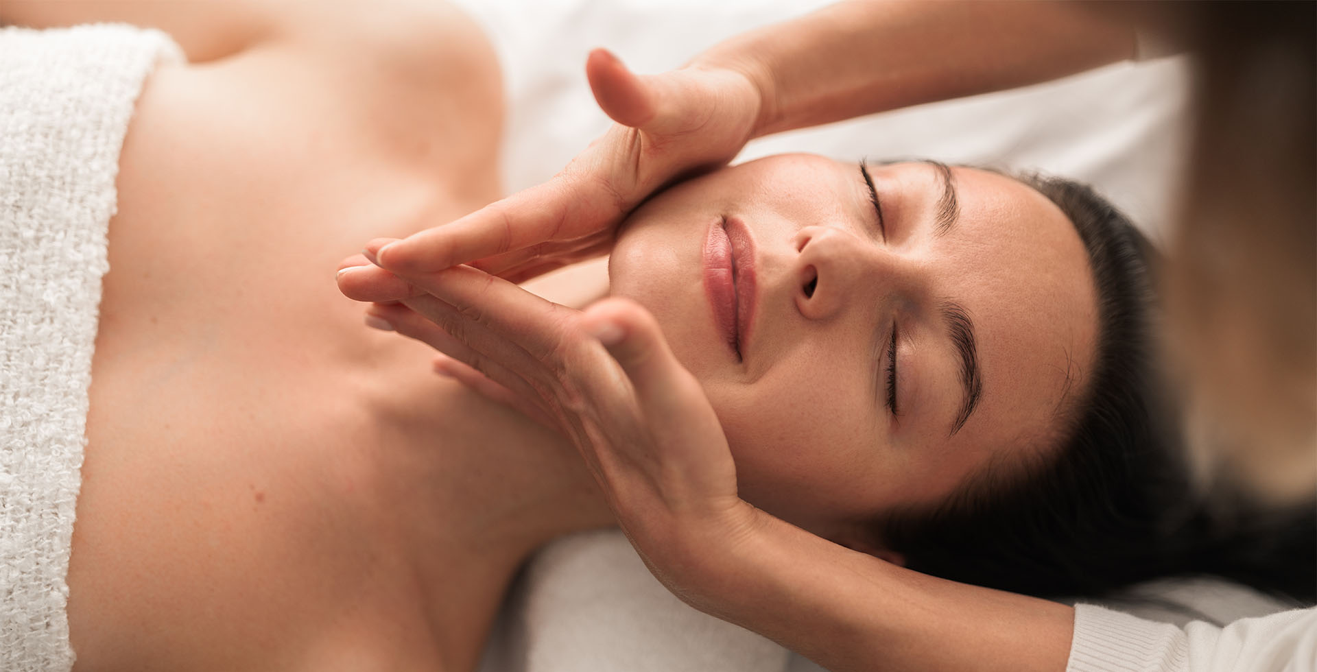 Gesichtsrituale & Beauty-Specials